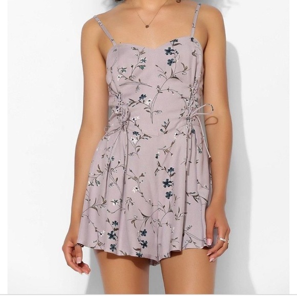Urban Outfitters Dresses & Skirts - Urban Outfitters (Kimchi Blue) Ashlyn Romper